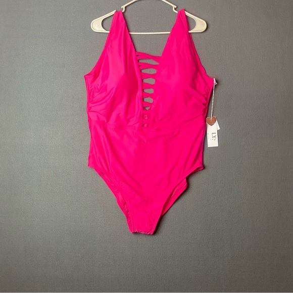 New LYSA PLUS Size Pink Juliana One-Piece lace-up front Swimsuit - Picture 2 of 9